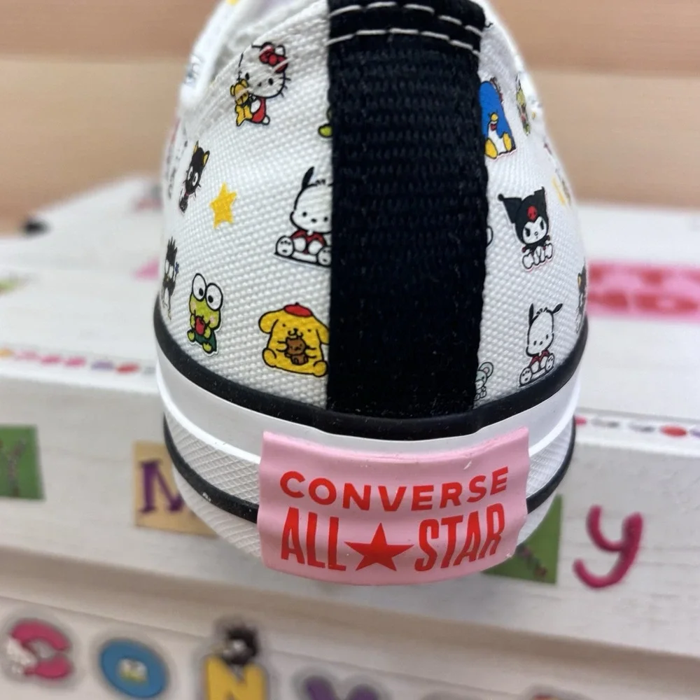 Converse HELLO KITTY And Friends Chuck Taylor White Low Sneakers Women's Sz 9